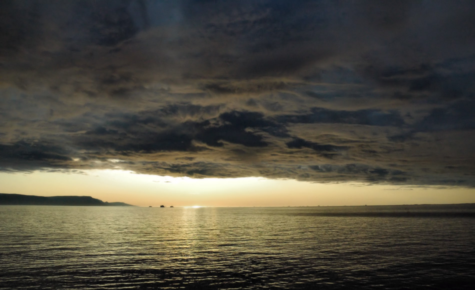 Wolken bestehen normalerweise aus Eiskristallen. In superkalten Wolken jedoch bleibt das Wasser im flüssigen Zustand und dadurch weisen die Wolken andere Eigenschaften und Verhalten auf. Bild: Michael Wenger