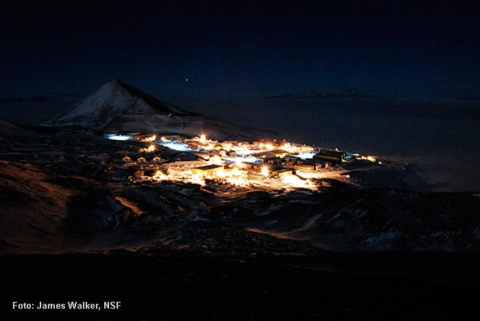 Polarnacht-Antarktis
